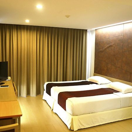 A-One Motel Банкок Екстериор снимка