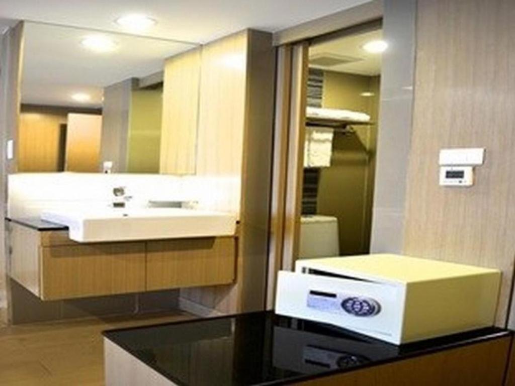 A-One Motel Банкок Екстериор снимка